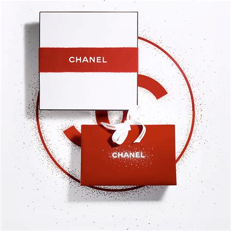 l'art du detail chanel|the art of detail presentation.